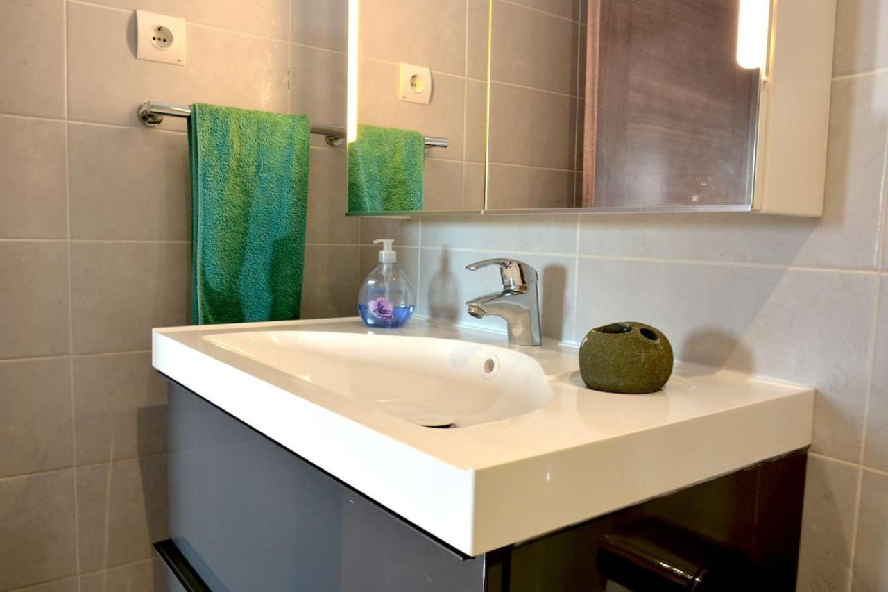 Apartamento en Blanes con piscina y parking Apartamento Exterior foto